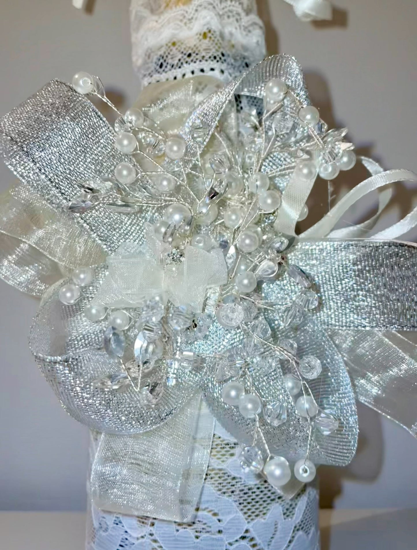 Pearl & Silver - White Lace Bottle Sleeve