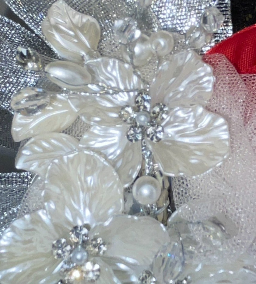 Pearl Flowers & Red- Black Lace Bottle Sleeve